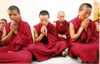Buddhist_nuns