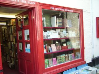 Thehauntedbookshop