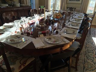 Thanksgiving table