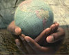 Globe_hands
